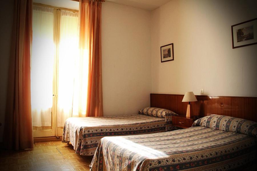Pension Central Cuenca  Room photo